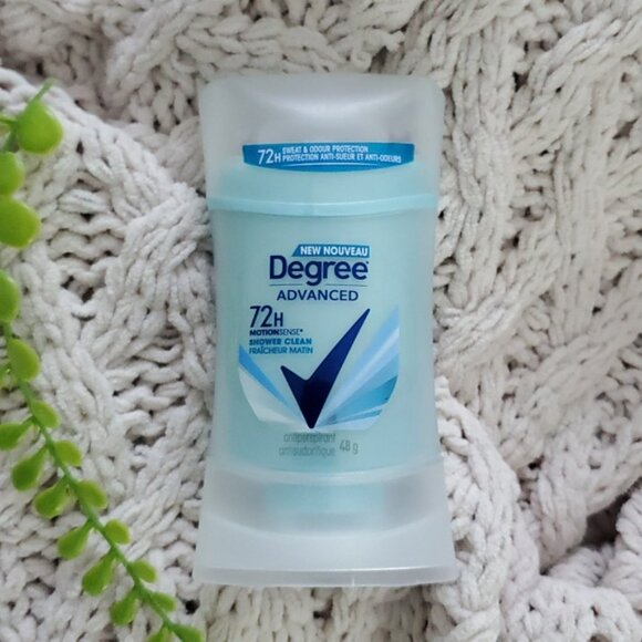 DEGREE ADVANCED 72h Motion Sense "Shower Clean" Solid Antiperspirant 48g - Picture 2 of 7